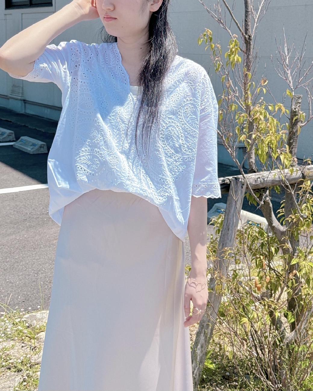 夏服／夏のお出かけ／ファッション／服／大人可愛い／大人カジュアル／レース／デニム／ワンピース／刺繍／シャツ／津山お出かけ／津山観光／岡山お出かけ／岡山観光／大人可愛いコーデ／夏コーデ／夏のお洒落／大人可愛いファッション／津山／岡山／雑貨屋