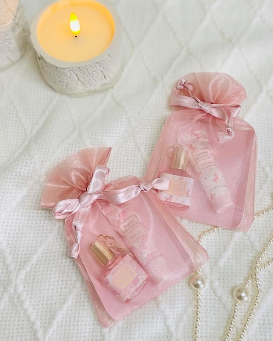 オハナ・マハロ／オハナマハロ／数量限定／クリスマス／クリスマス限定／香り／パッケージ／クリスマスギフト／ロウレンス／ハンドクリーム／コロン／クリーム／津山ギフトのお店／津山／岡山／雑貨屋