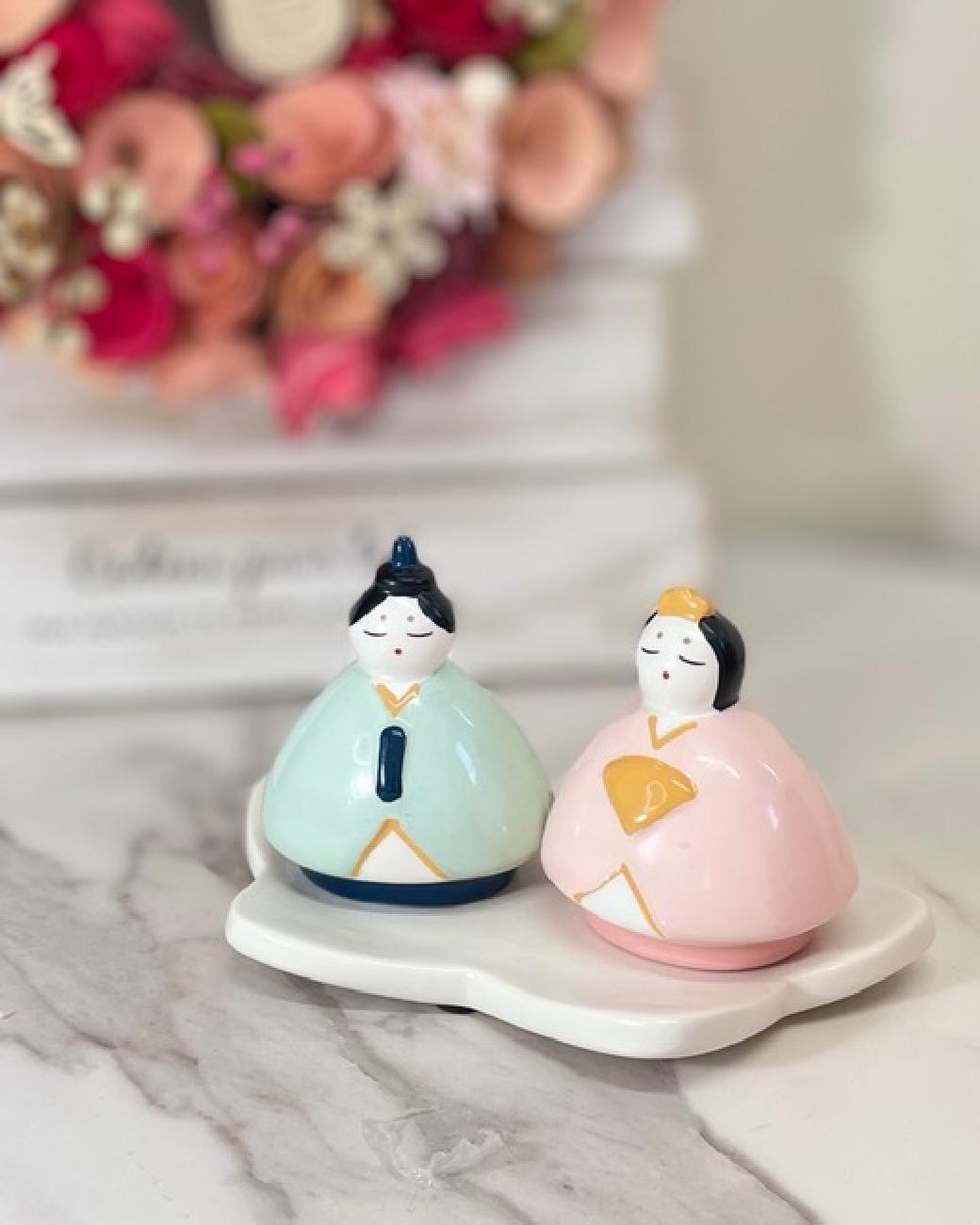 雛飾り／ひな祭り／こいのぼり／子供の日／春／季節／オブジェ／陶磁器／大人可愛い／端午の節句／桃の節句／春のインテリア／置物／コンパクト／さりげない／玄関／リビング／ちょっとしたスペース／クレエ／津山／岡山／雑貨屋