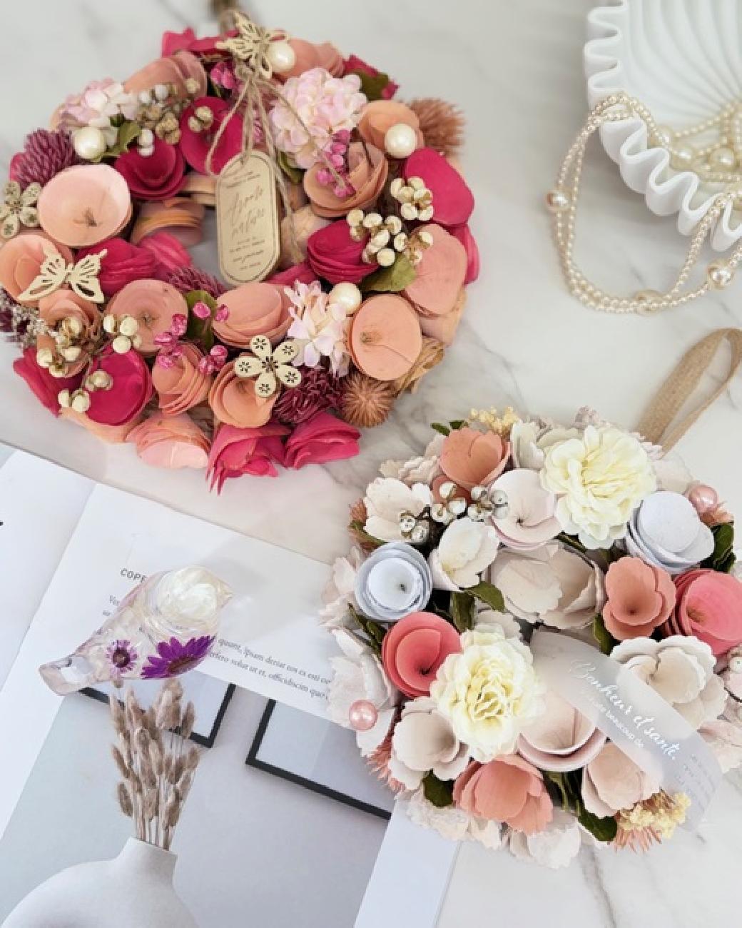 リース／春色／インテリア／飾り／フラワーリース／引っ越し／壁掛け／ナチュラル／大人可愛い／インテリア／玄関／リビング／お祝い／新築／模様替え／上品／春ギフト／贈り物／津山／岡山／雑貨屋