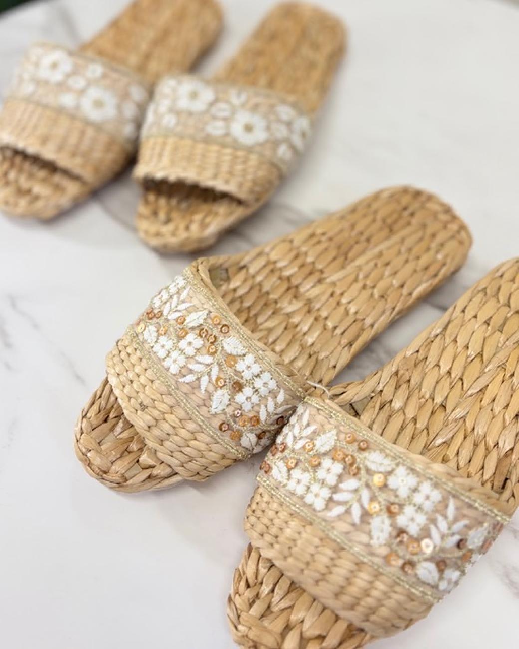 ルームスリッパ／スリッパ／春夏／パステルカラー／春色／履き心地／刺繍／レース／リボン／チェック／水彩柄／津山／岡山／雑貨屋