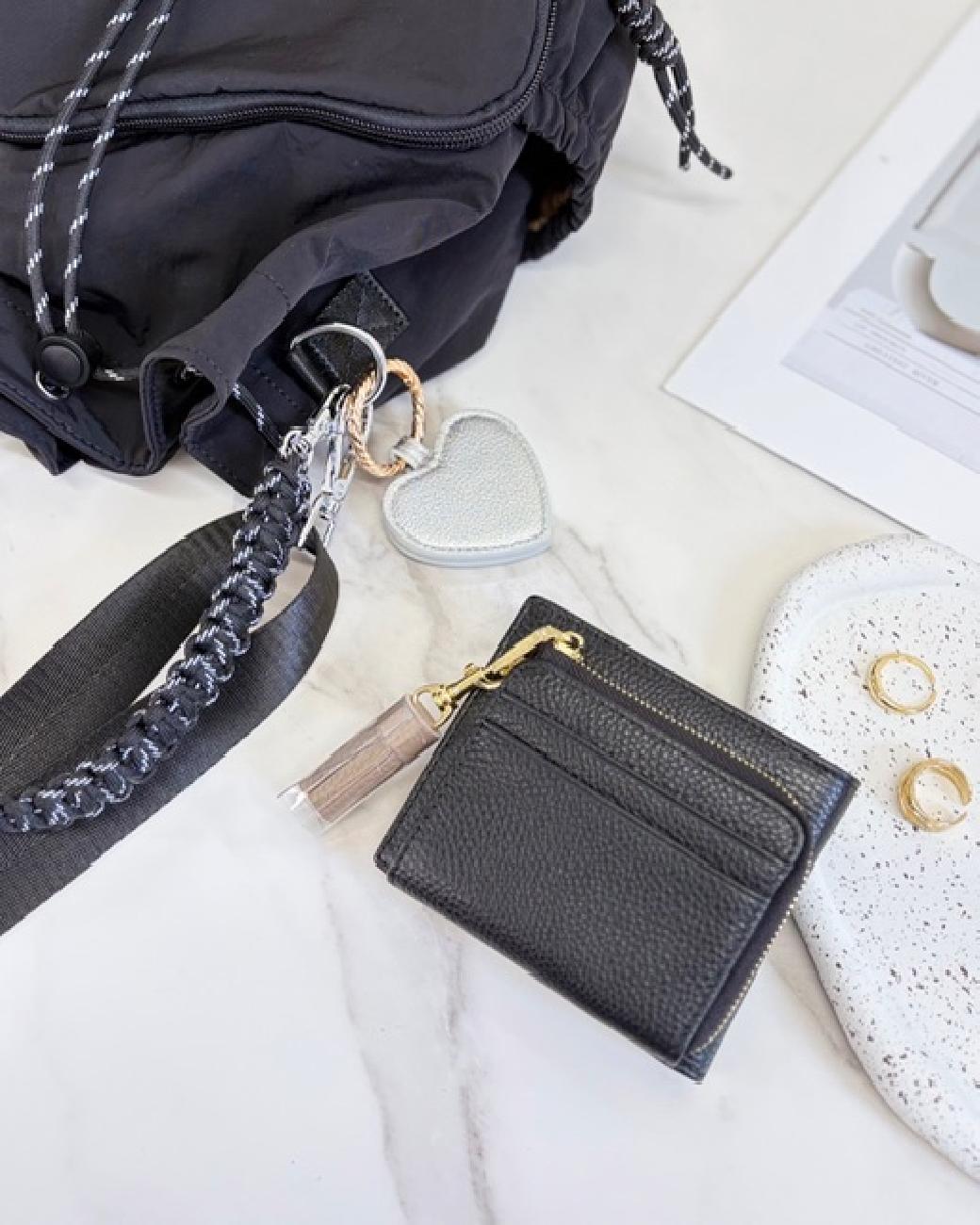 財布／便利／お札と小銭の向きが同じ／SNSで話題／インスタで話題／スタイルオン／リズデイズ／コンパクト／見やすい／持ち歩き／おしゃれ／本革／津山／岡山／雑貨屋