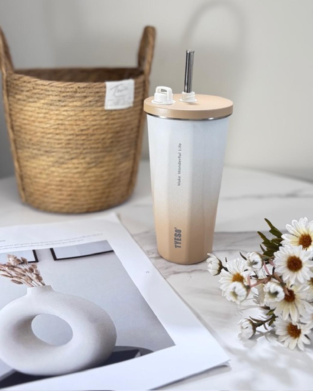 TYESO／タイソ／ストロータンブラー／ポータブルタンブラー／おしゃれ／便利／SNSで話題／人気／芸能人も愛用中／津山／岡山／雑貨屋