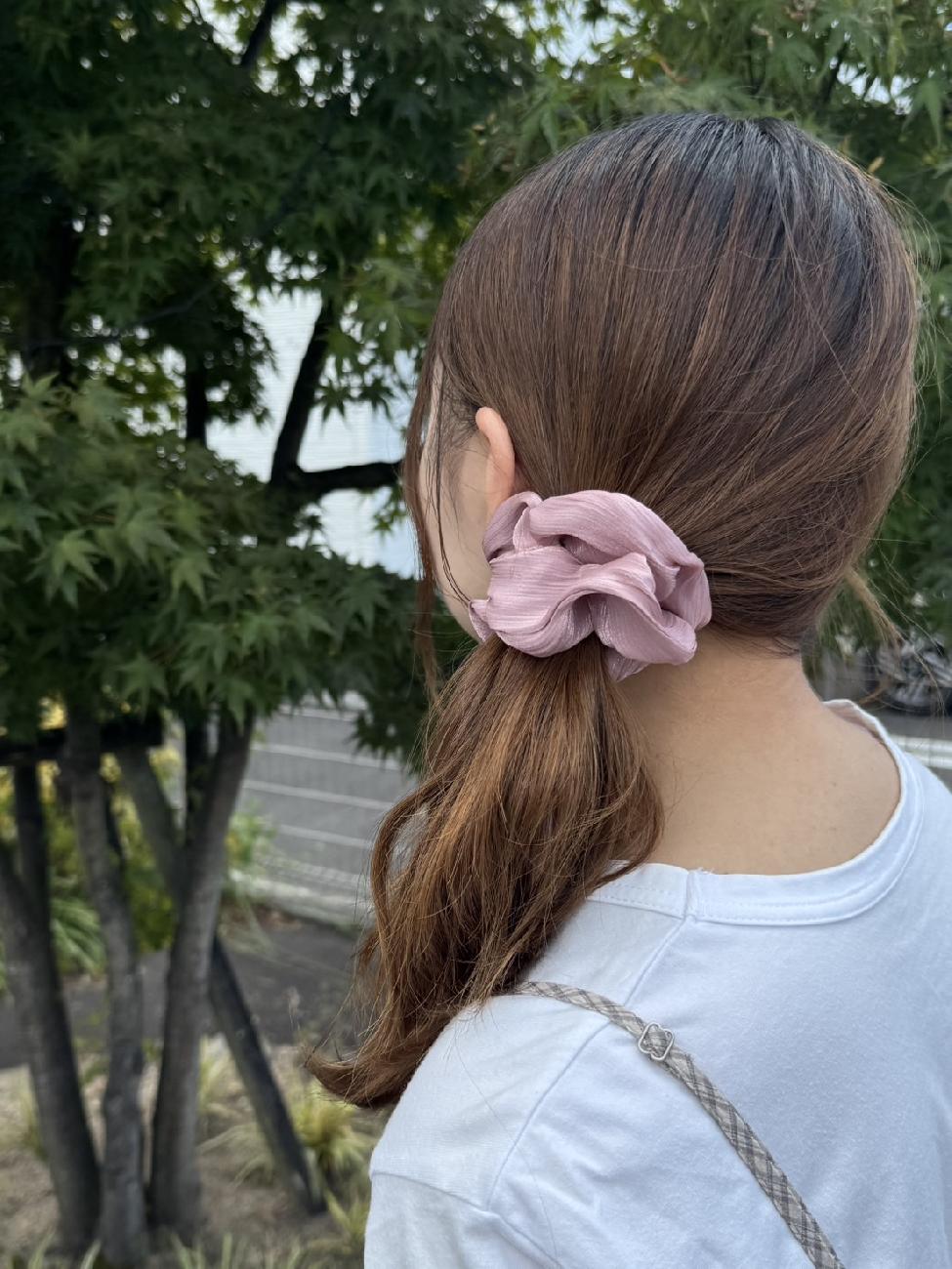 シュシュ／ヘアアクセサリー／ヘアアレンジ／ストラップ／可愛い／便利／雑貨